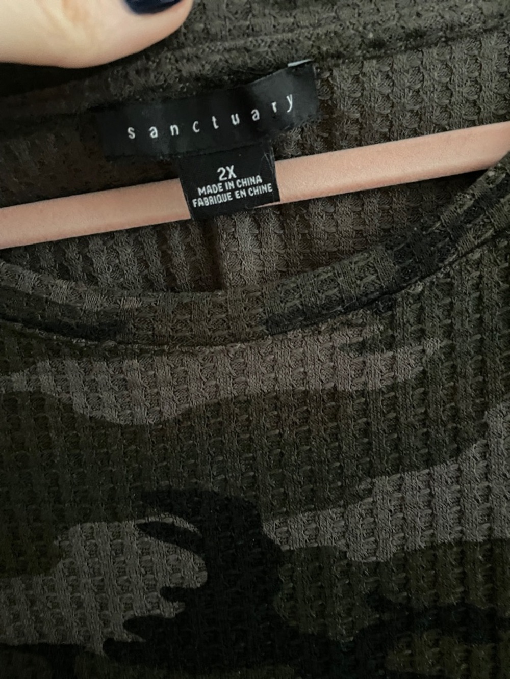 Sanctuary Women's Long Sleeve Camouflage Knit Top — Green & Black Plus 2X - Picture 5 of 7